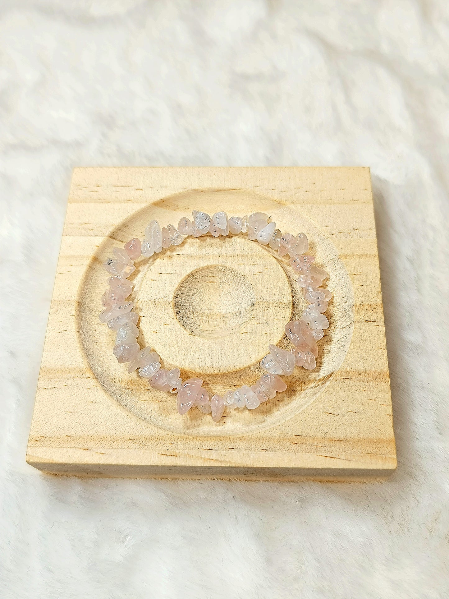 Bracciale con Chips di Quarzo Rosa