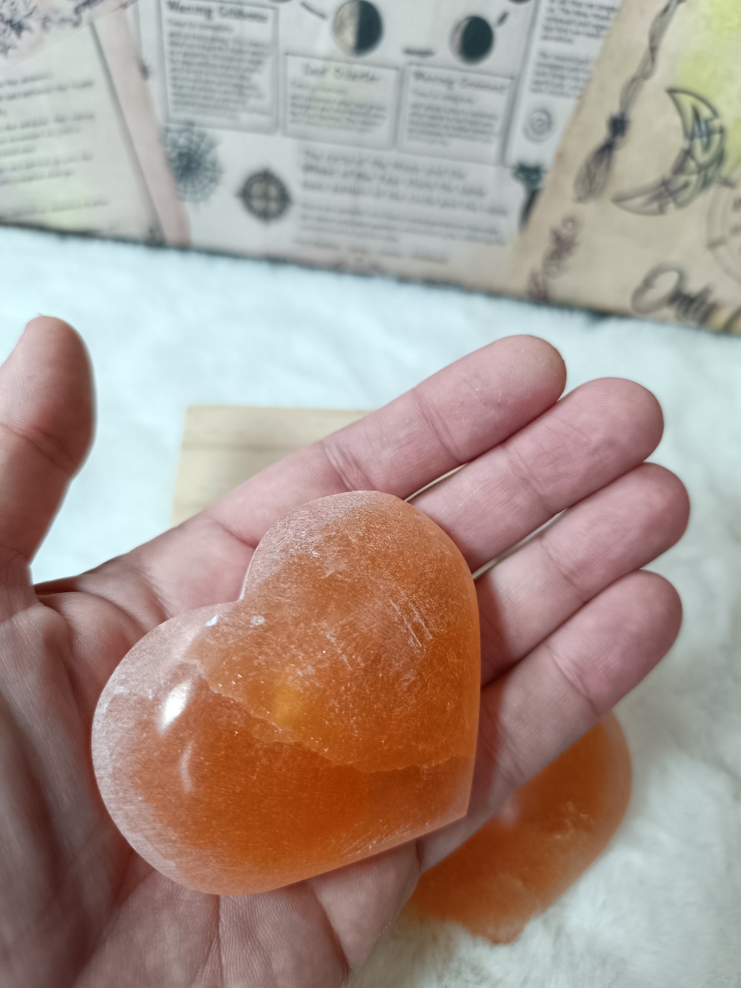 Cuore in Selenite Arancio