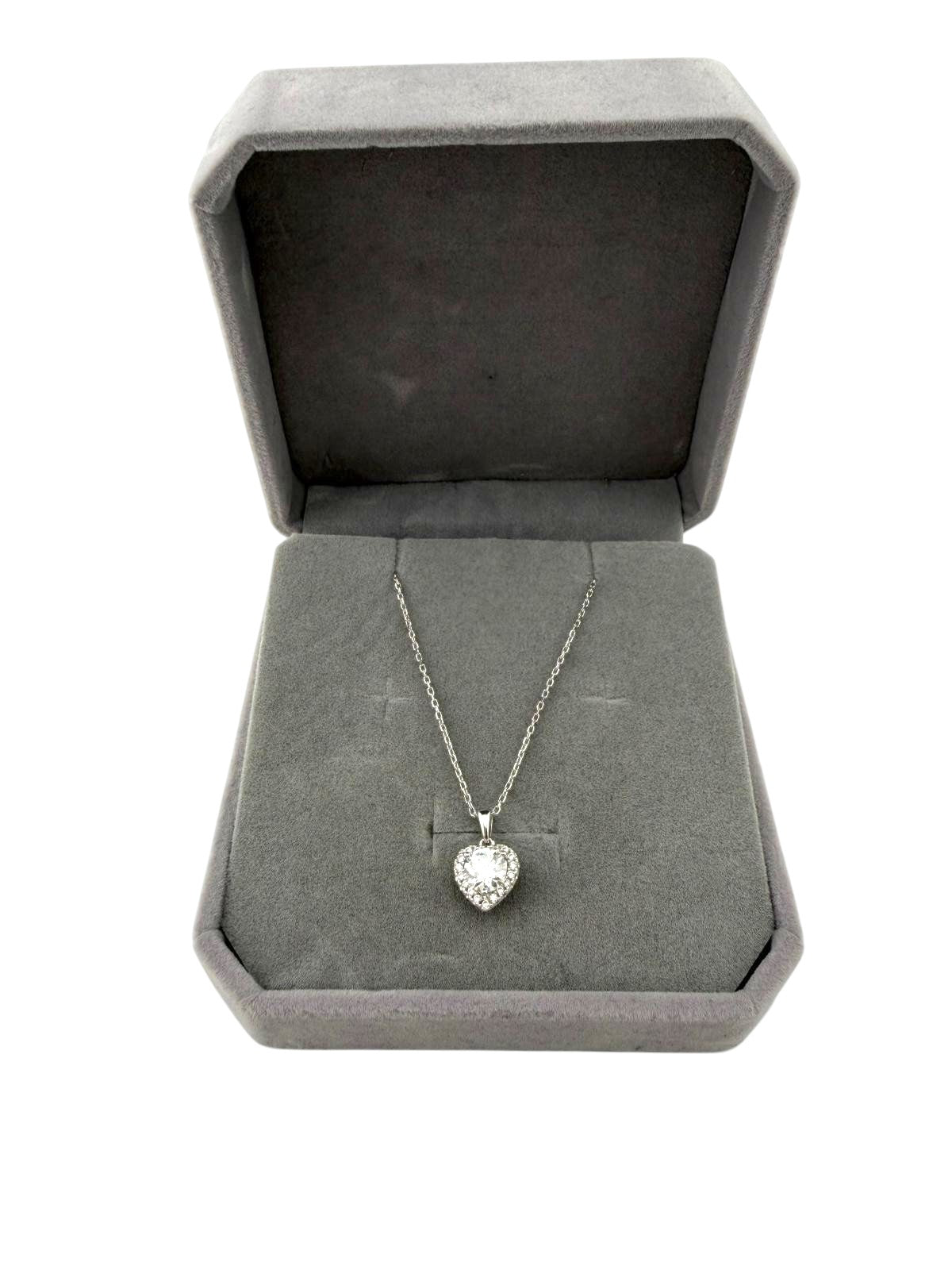 Moissanite Cuore