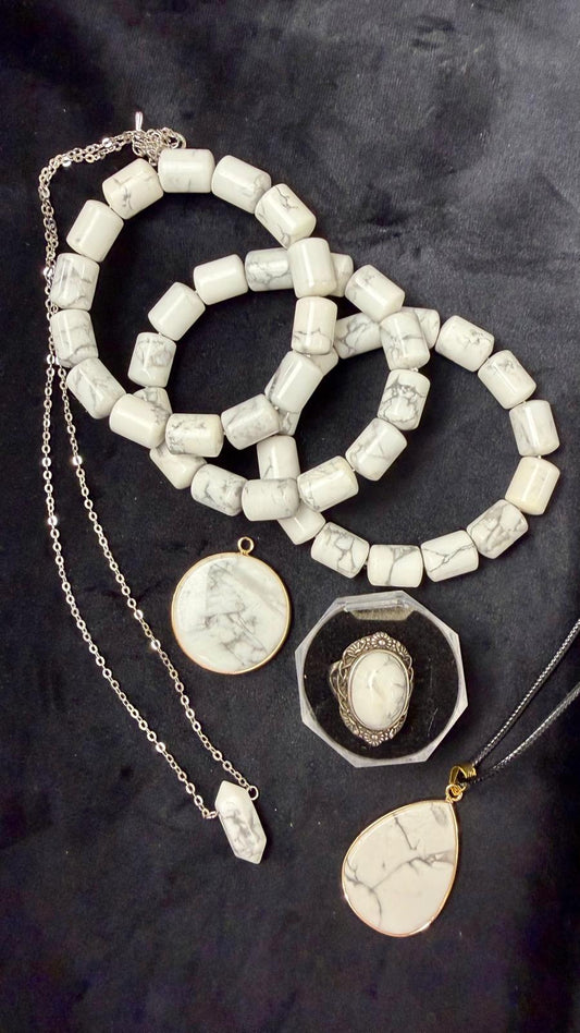 Ciondolo specchio howlite